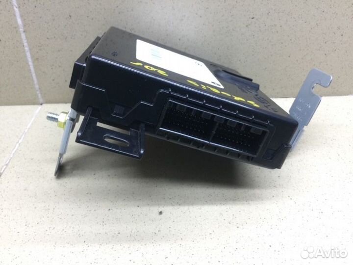 Блок управления центральным замком Hyundai Solaris