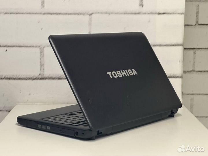 Ноутбук Toshiba для работы