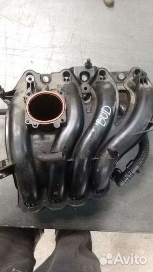 Коллектор впускной Volkswagen Golf BUD 2003-2009