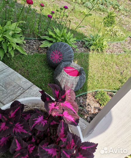 Подвесное кашпо из ротанга