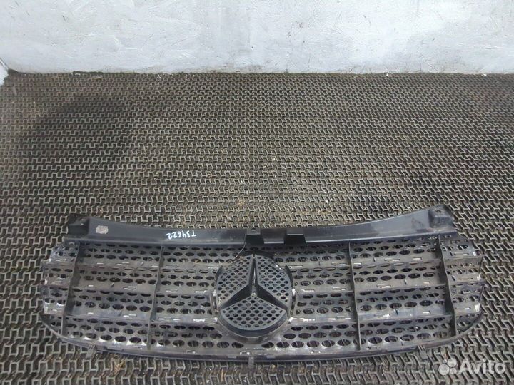 Решетка радиатора Mercedes Vito W639, 2004