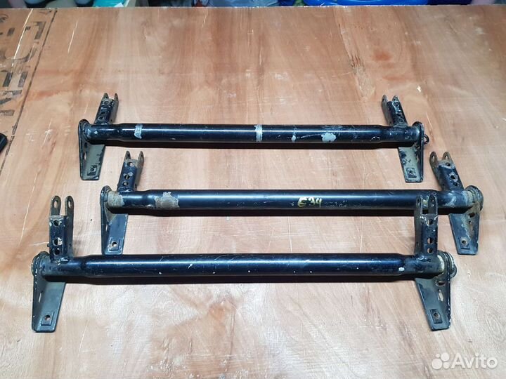 Крепление капота бмв е34