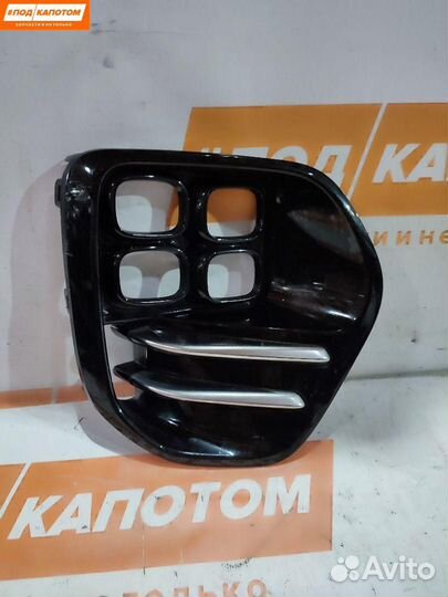 Рамка фары противотуманной правая Kia Sportage 4