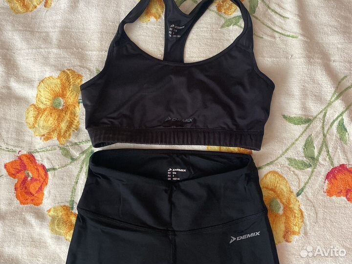 Спортивный костюм женский