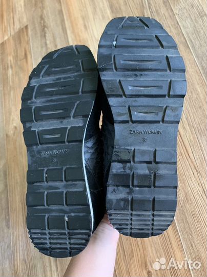 Кроссовки zara 35