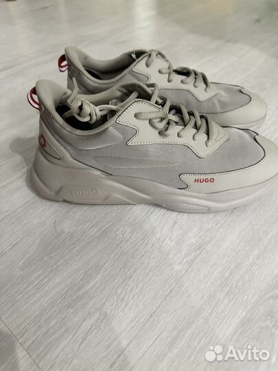 Кроссовки hugo 42
