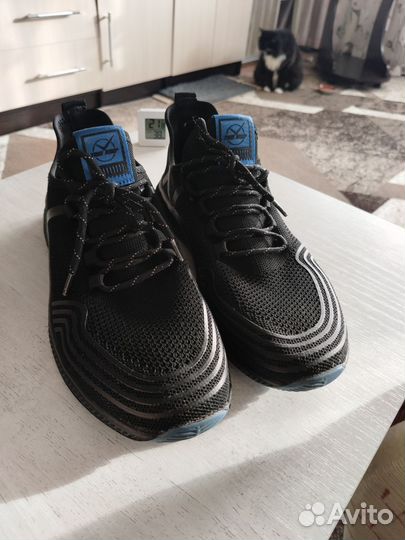 Кроссовки мужские