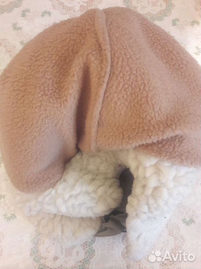 Продам детскую зимнюю шапку