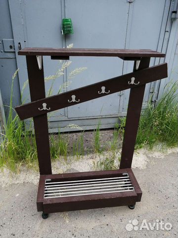 Детская обувница и вешалка