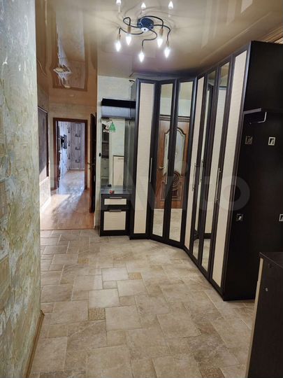 3-к. квартира, 90,8 м², 3/5 эт.