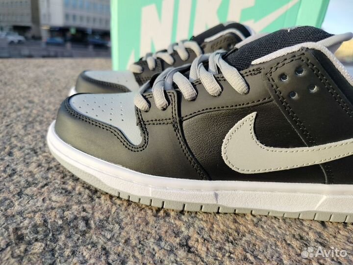 Nike SB Dunk Low Pro