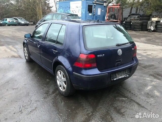 Разбор на запчасти Volkswagen Golf 4