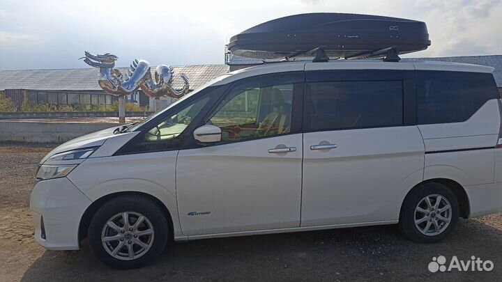 Nissan Serena 2.0 CVT, 2016, 200 000 км