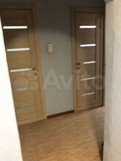 2-к. квартира, 57 м², 3/9 эт.