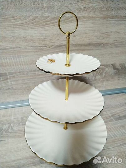 Элитная коллекционная трехярусная фруктовница