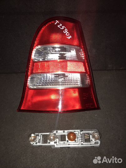 Фонарь задний правый Mercedes a 168