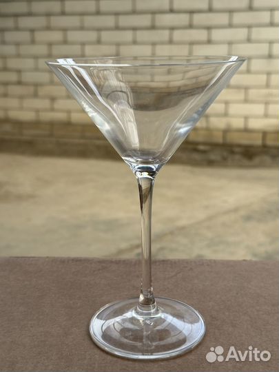 Бокалы для коктейлей