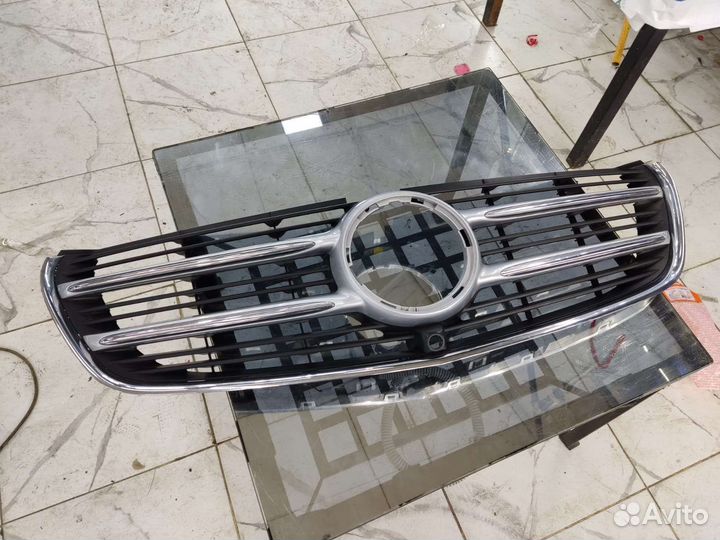 Продам решётку mercedes W447