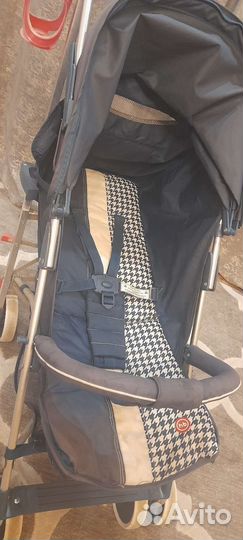 Прогулочная коляска трость