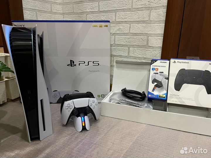 Sony Playstation 5 2/гем/зарядка+400 игрушек