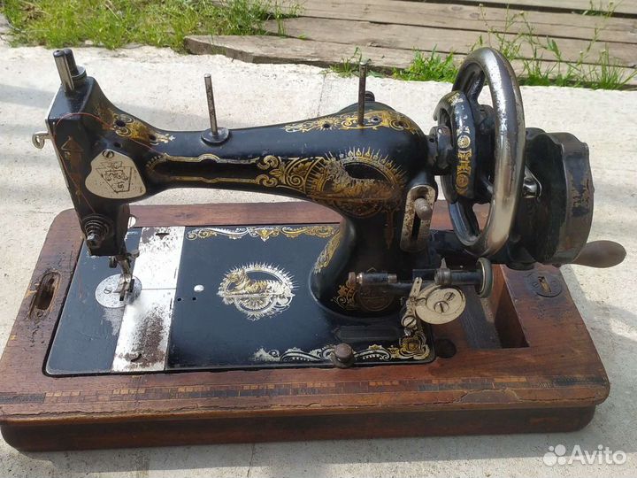 Швейная машинка зингер антикварная до 1871 года
