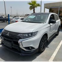 Mitsubishi Outlander 2.4 CVT, 2023, 300 км, с пробегом, цена 2 950 000 руб.