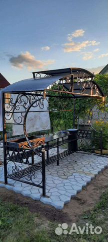 Кованые мангалы с крышей