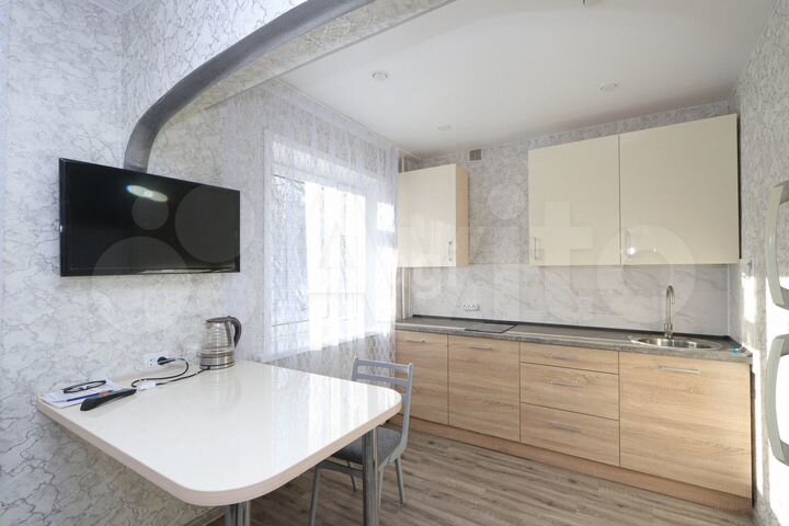 2-к. квартира, 41 м², 1/4 эт.