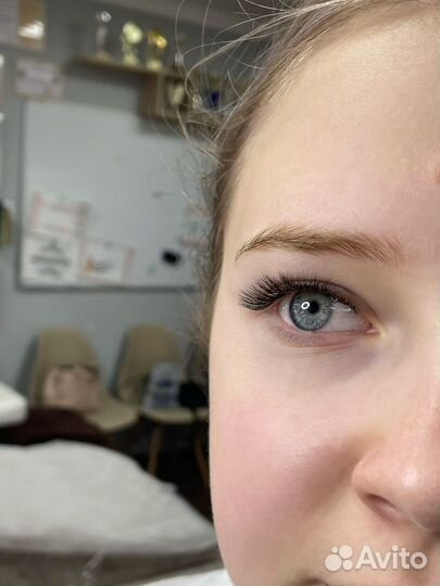Наращивание ресниц