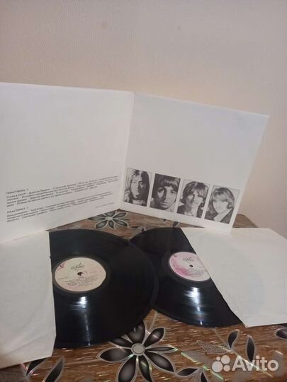 Виниловые пластинки the beatles