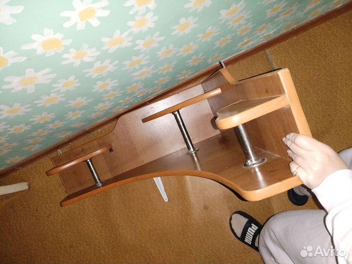 Полка настенная навесная