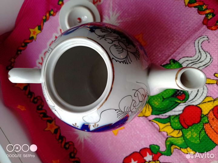 Чайник форфоровый 1.5л.