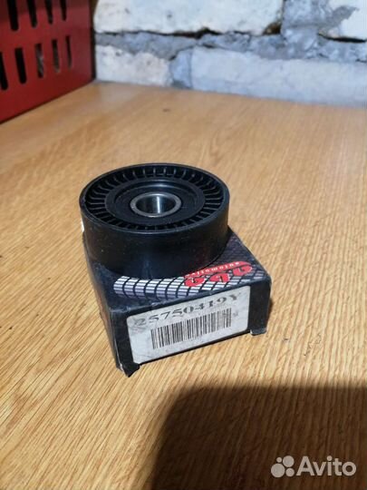 Ролик натяжителя ремня i20 i30 Accent Rio