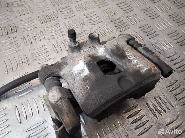 Задний левый суппорт Лансер Х