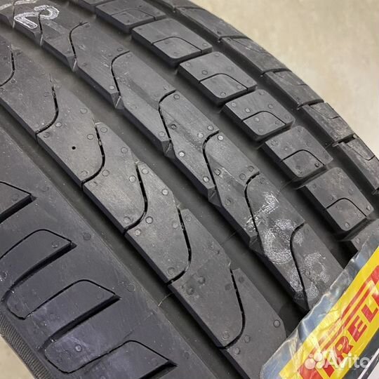 Pirelli Cinturato P7 245/45 R18 100Y