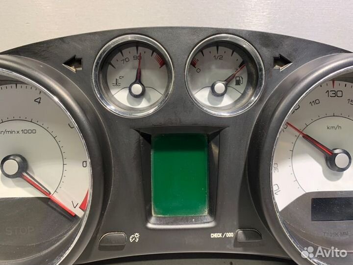 Щиток приборов Peugeot 308 EP6 2010