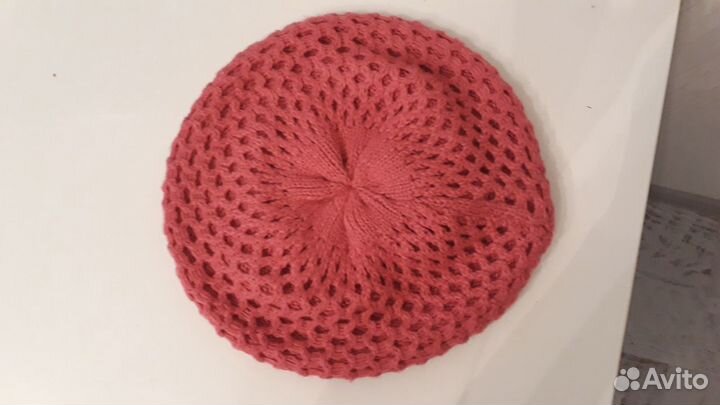 Женский берет