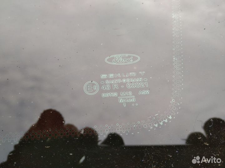 Стекло заднее правое Форд Мондео 3 Универсал