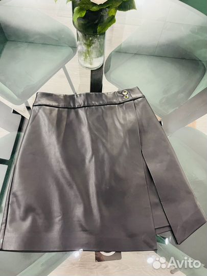 Кожаная юбка zarina 40