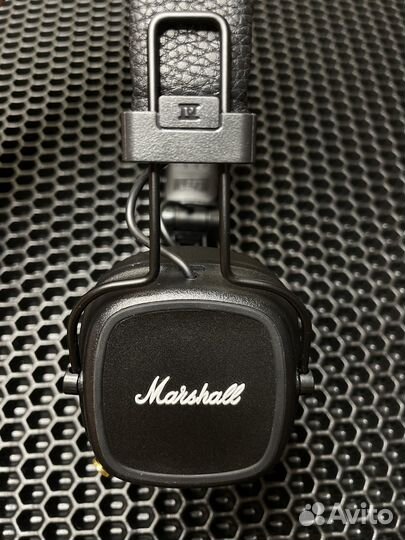 Беспроводные наушники marshall major 4