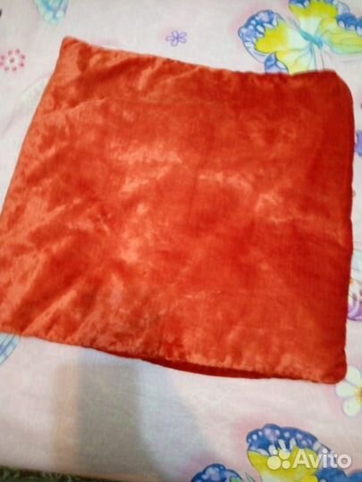 Подушка и валик с можжевельником