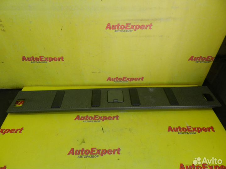 Панель пола багажника Nissan X-Trail T30