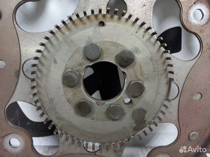 Маховик BMW F20