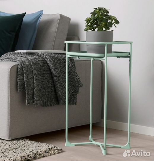 Пьедестал для цветов