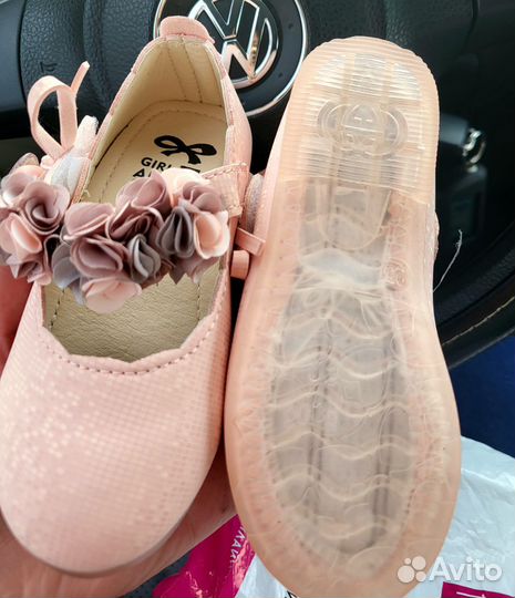 Туфли для девочки 23-24 размер