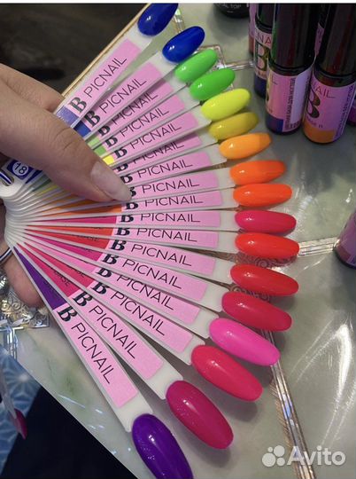 Наращивание ногтей