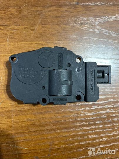 Привод заслонок отопителя Mercedes-Benz M-Class