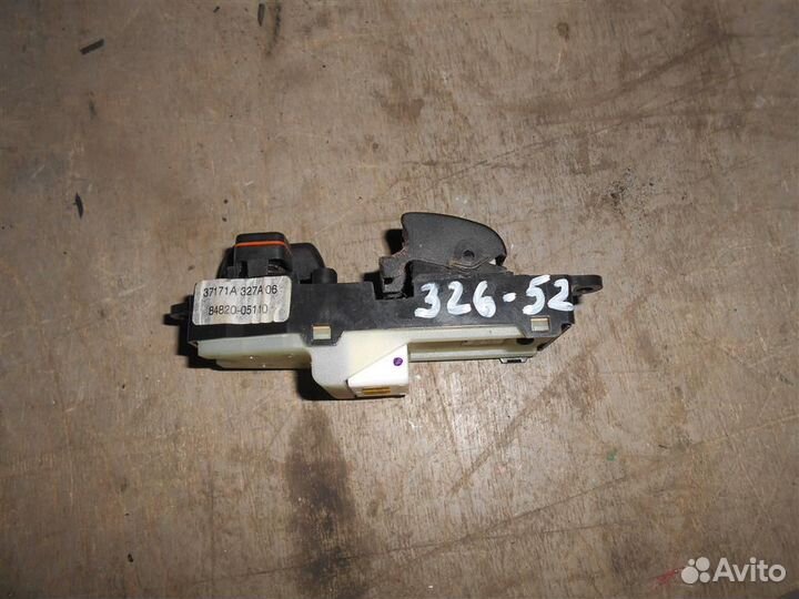 Блок управления стеклоподъемниками от Toyota Aven