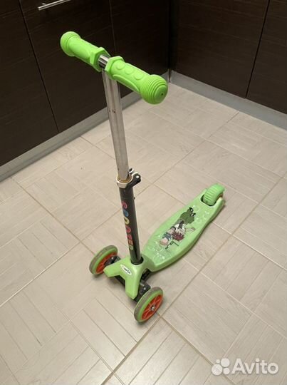 Самокат детский трехколесный бу