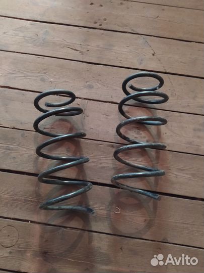 Передние пружины Ford Scorpio